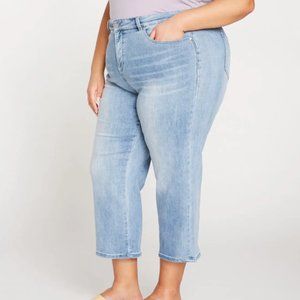 Universal Standard Bae Boyfriend Cropped Jeans. New With Tags.  Size 14.